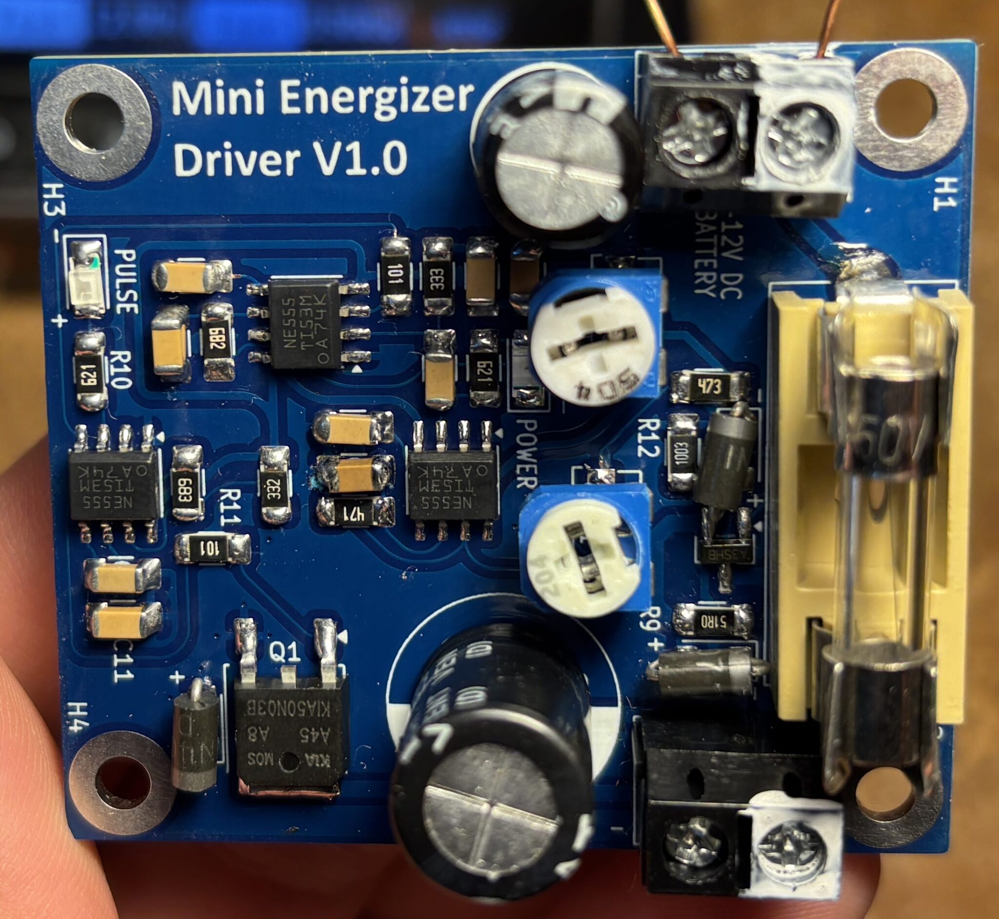 DIY ENEGIZER | Radical Tech Tutorials